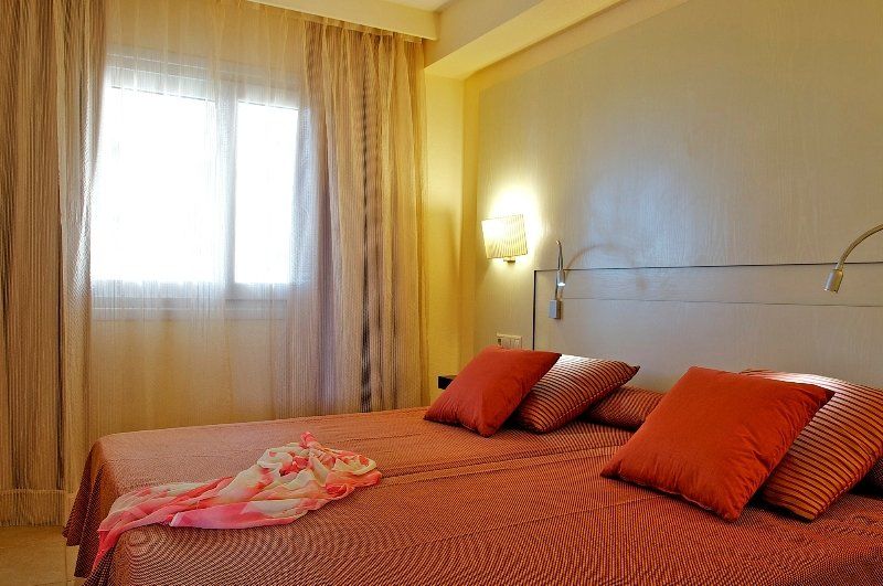 Grupotel Tamariscos Ciutadella  Esterno foto